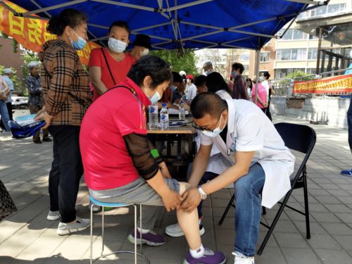 心系群众办实事 自立社区开展公益服务，科技惠民为居民数据保驾护航